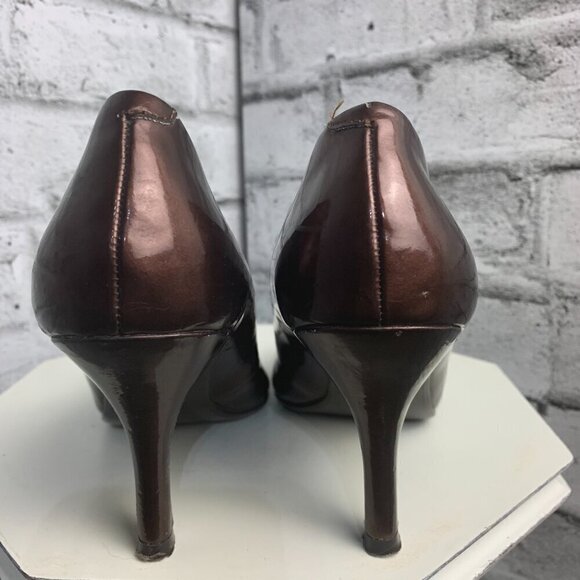 Connie Brown Patent Faux Leather Pointy Toe Pump High Heel Shoes - Picture 6 of 10
